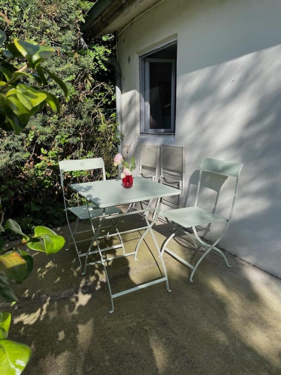 Maisonnette Dans Jardin Partage Bois-Colombes Εξωτερικό φωτογραφία